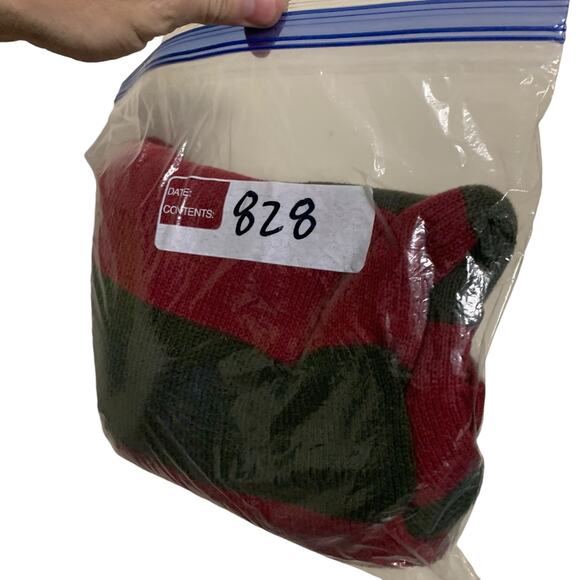 A Nightmare On Elm Street Freddy Krueger Sweater Mens Size S - Picture 4 of 4